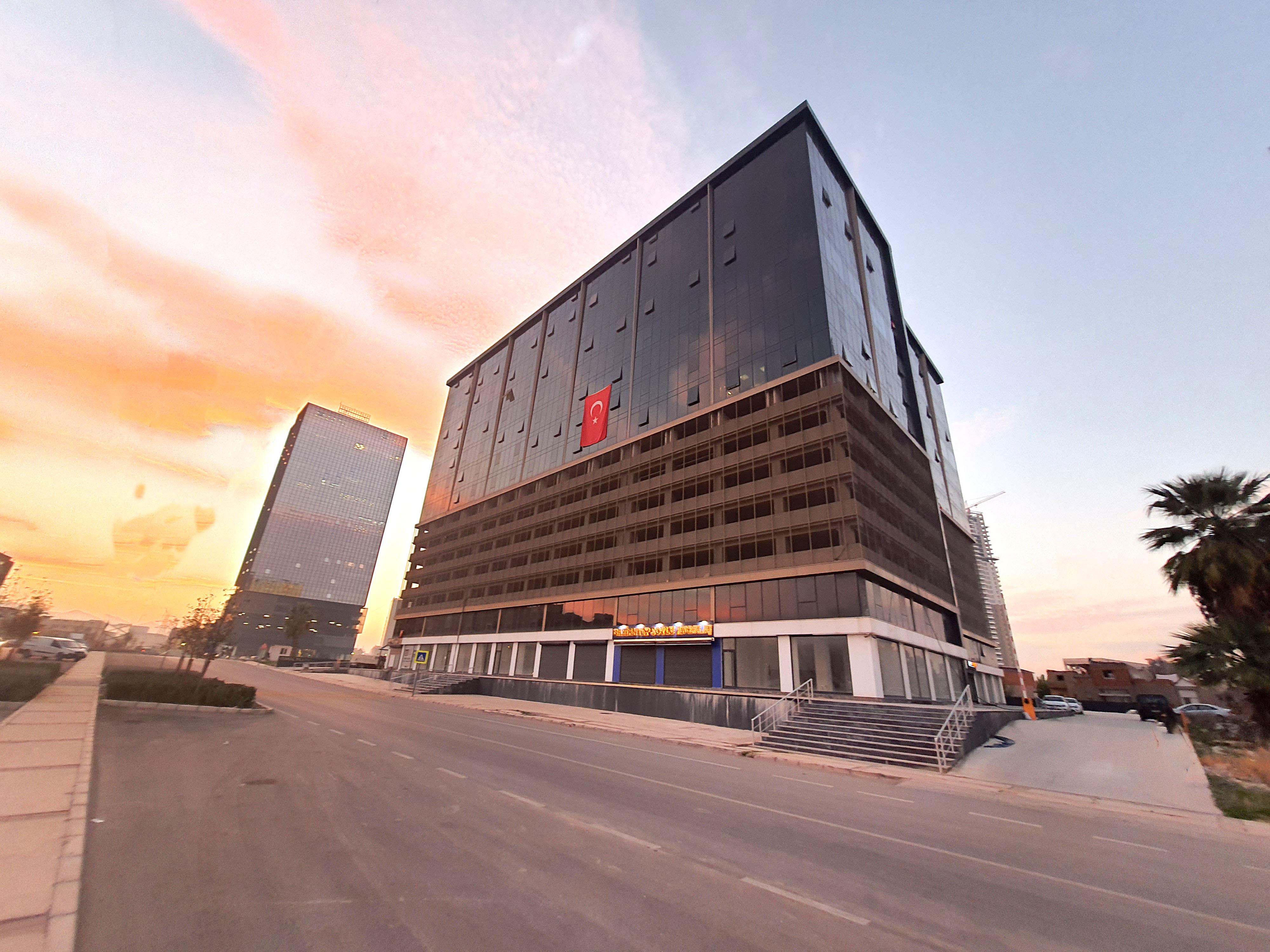 Onuk Plaza İş Merkezi